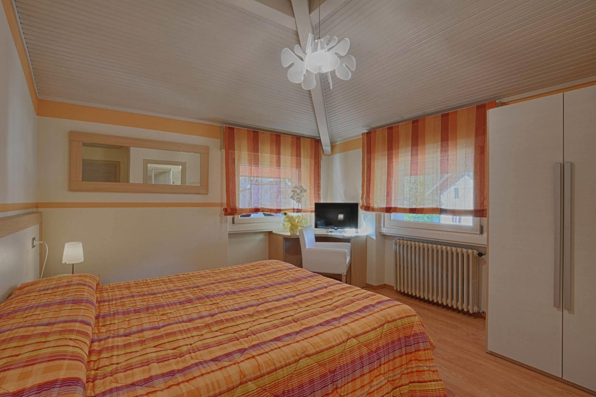 Hotel Europa - Sorico Exteriér fotografie